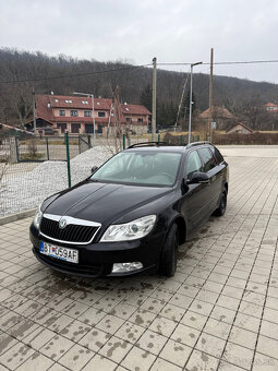 Skoda Octavia Combi 2.0 TDI CR DPF Elegance - 2