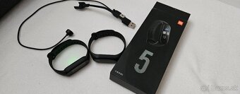 xiaomi mi band 5 a mi band 3 spolu za 25e - 2