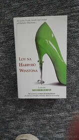 Predám 2 knihy-Lauren Weisbergova 1ks 5€ - 2