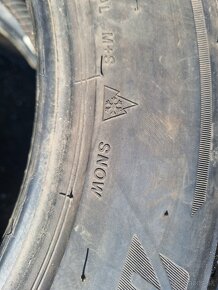 205/55R17 Bridgestone - 2