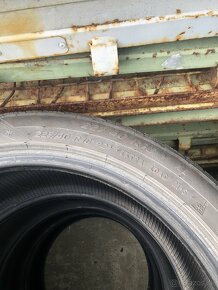 Predám zimné 4ks pneu 225/40 R18 matador 5mm - 2