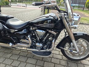 Yamaha XV 1900 Midnight Star - 2