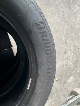 225/55 r17 - 2