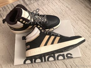 Topánky Adidas HOOPS 3.0 MID WTR, veľkost 45 1/3 - 2