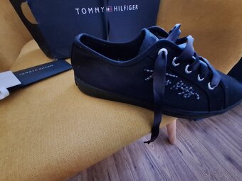 Damske tenisky Tommy Hilfiger - 2