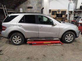 Rozpredám Mercedes ML350 W164 - 2