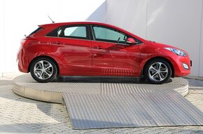 HYUNDAI i30 Go 1,4 MPi 74 kW - 2