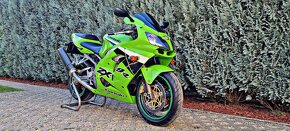 Kawasaki ninja zx9r - 2