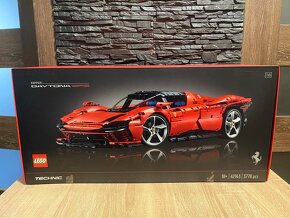 LEGO® Technic 42143 Ferrari Daytona SP3 - 2