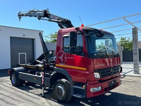 MERCEDES-BENZ ATEGO 1218 HÁKOVÝ NAŤAHOVÁK + HYDRAULICKÁ RUKA - 2