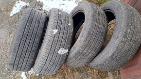 Predám BRIDGESTONE DUELER H/L 400 225/55/18 - 2