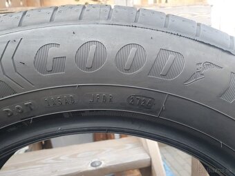 Goodyear EfficientGrip Performance 185/65 R15 88H - 2