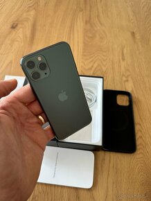 iPhone 11 Pro 64 gb Midnight Green - 2