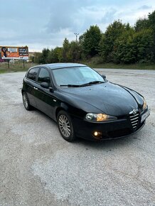 Alfa romeo 147 - 2