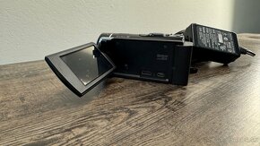 Sony HDR-CX210E - 2