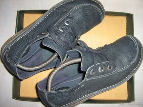 CLARKS VEL.43 - 2