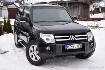 Mitsubishi Pajero - 2