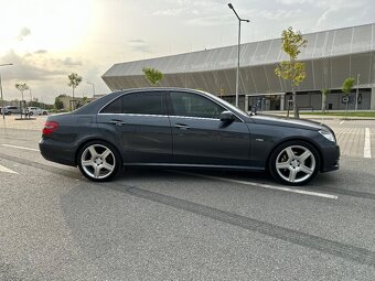 Mercedes e 350 4 matic HAVAROVANE - 2