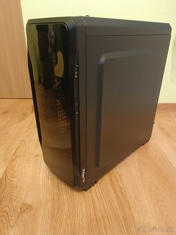 Predám Pc skriňu Genesis Titan 750 - 2