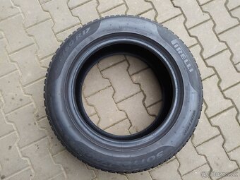 Zimné pneu Pirelli Sottozero 3 225/60 R17 - 2