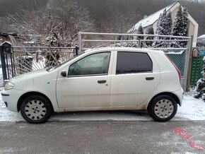 FIAT Punto 1,2 benzín 44 kW - 2