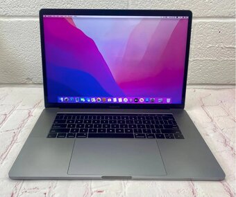 Apple MacBook Pro 15-inch, 2017 - 2