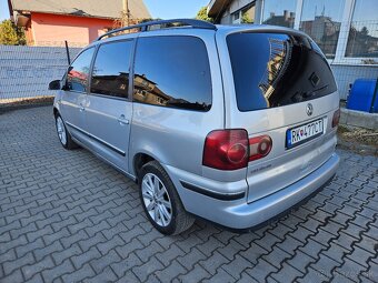 Volkswagen Sharan  1.9 TDI Highline 7 miest - 2