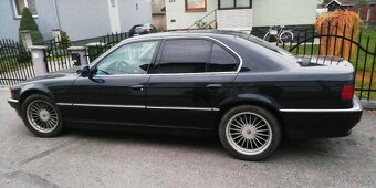 Bmw e38 240kw rok 96,241000 - 2