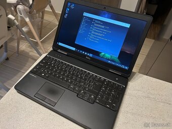 Manažérsky Dell Latitude E5540 s i5,8gb ram,256gb ssd,15,6HD - 2