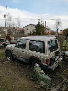 Mitsubishi pajero 1 2.5 td - 2