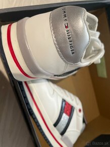 Tommy Hilfiger vel 30 nove - 2