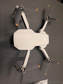 Dron DJI MINI SE - 2