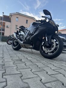 Predam Yamaha R1 rok 10/2020.Len 3000tis km - 2