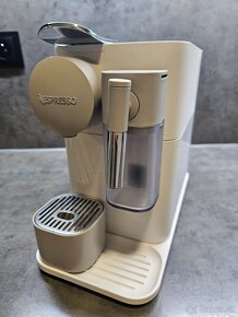 Kávovar Nespresso De'Longhi Latissima - 2