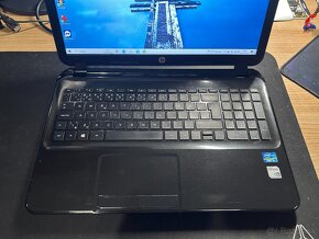 HP 15-d054sc - INTEL i3, 8GB RAM, 240GB SSD, NVIDIA - 2