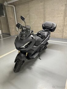 Honda ADV 350 - 2