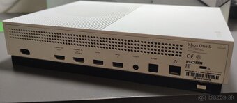 Xbox One S 500GB - 2