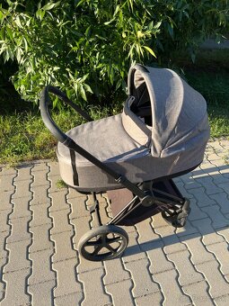 Cybex Priam 3v1 s podvozkom Matt Black plus prislusenstvo - 2