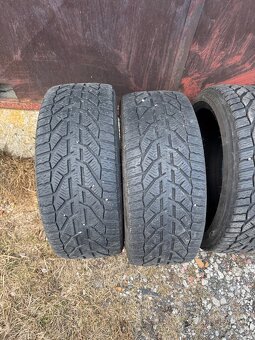 225/40 r18 zimne - 2