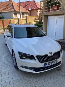 Škoda superb 3 rv2016 2,0tdi 140kw 249000km - 2