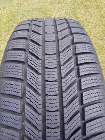 215/55 r17 zimné pneu.Contin.8 mm - 2