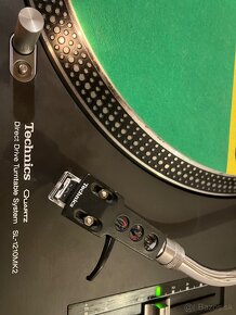 Technics SL-1210 MK2 - 2