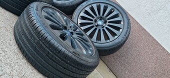 Alu Ford 5x108 a letné Barum Bravuris 5 205/50 R17 - 2