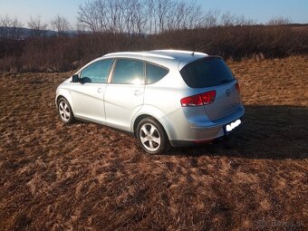 Seat Altea XL 2,0Tdi DSG - 2