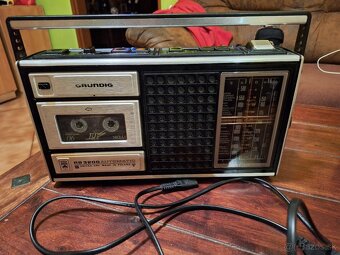 Retro kazeťak Grundig - 2