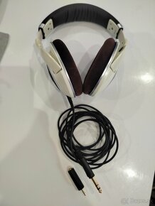 Sennheiser HD 599 - 2