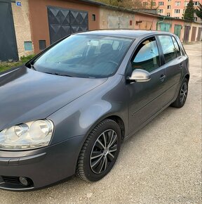 Volkswagen Golf 5  1.9 TDI r.v 2007 77kw - 2