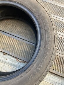 ——Zimne pneu 205/55 R16 Michelin - 2