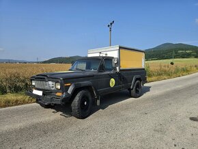 Jeep Gladiator Commander 1982 5,9L 177hp Benzin Automat s TP - 2