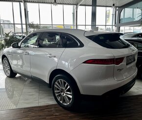 Jaguar F-Pace 2.0D 4x4 Automat - 2